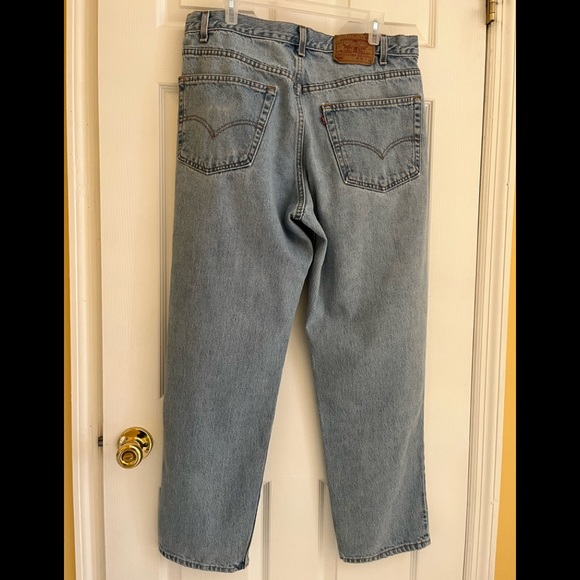 SOLD…On Another Platform! Vintage Levi’s 550 Relaxed Fit High Rise Mom/Dad Jeans - Picture 2 of 12